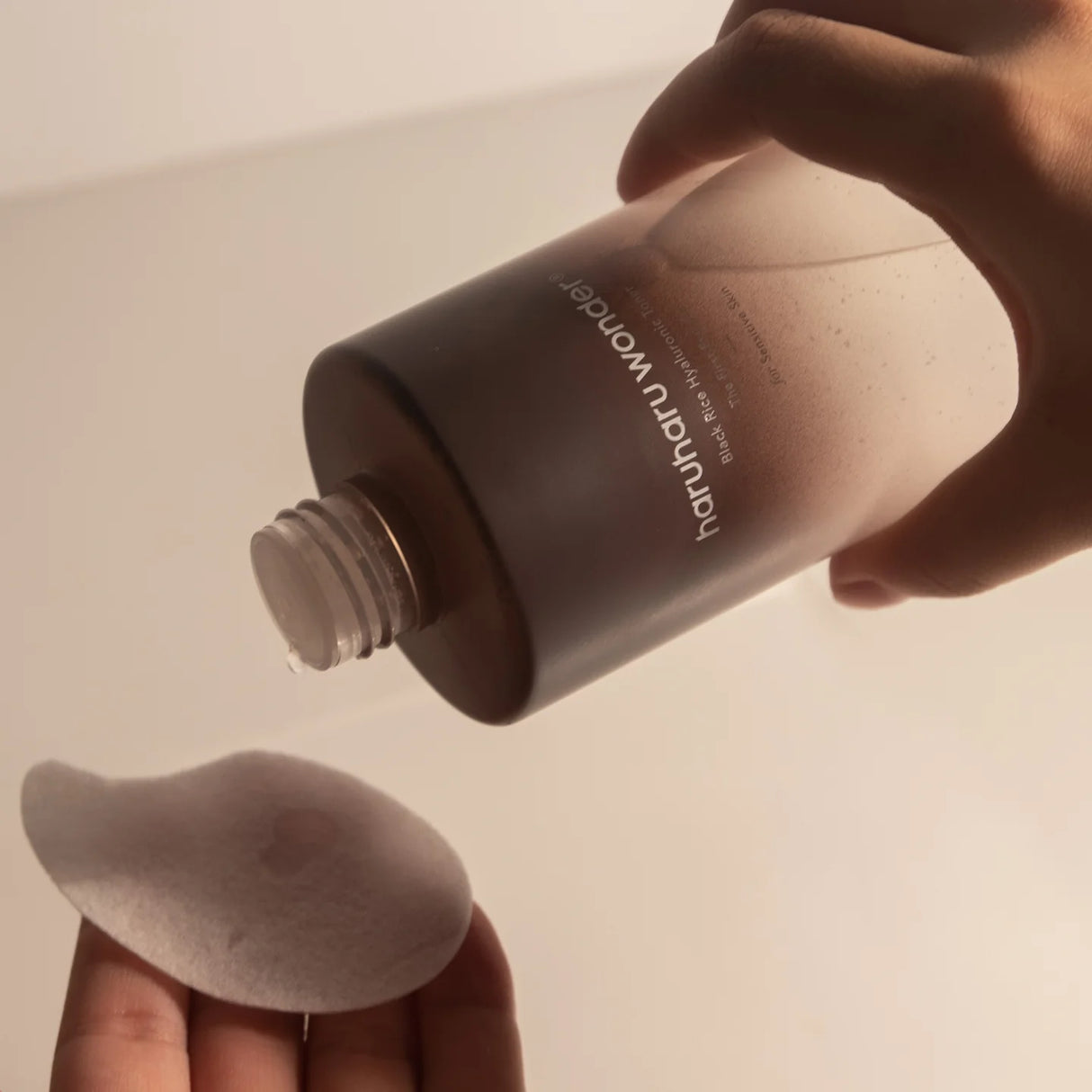 HARUHARU WONDER Black Rice Hyaluronic Toner / Free Of Alcohol & Fragrance 300mL