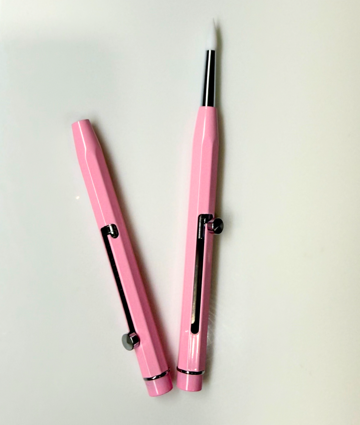 JNBS Silicone Brush - Retractable Design