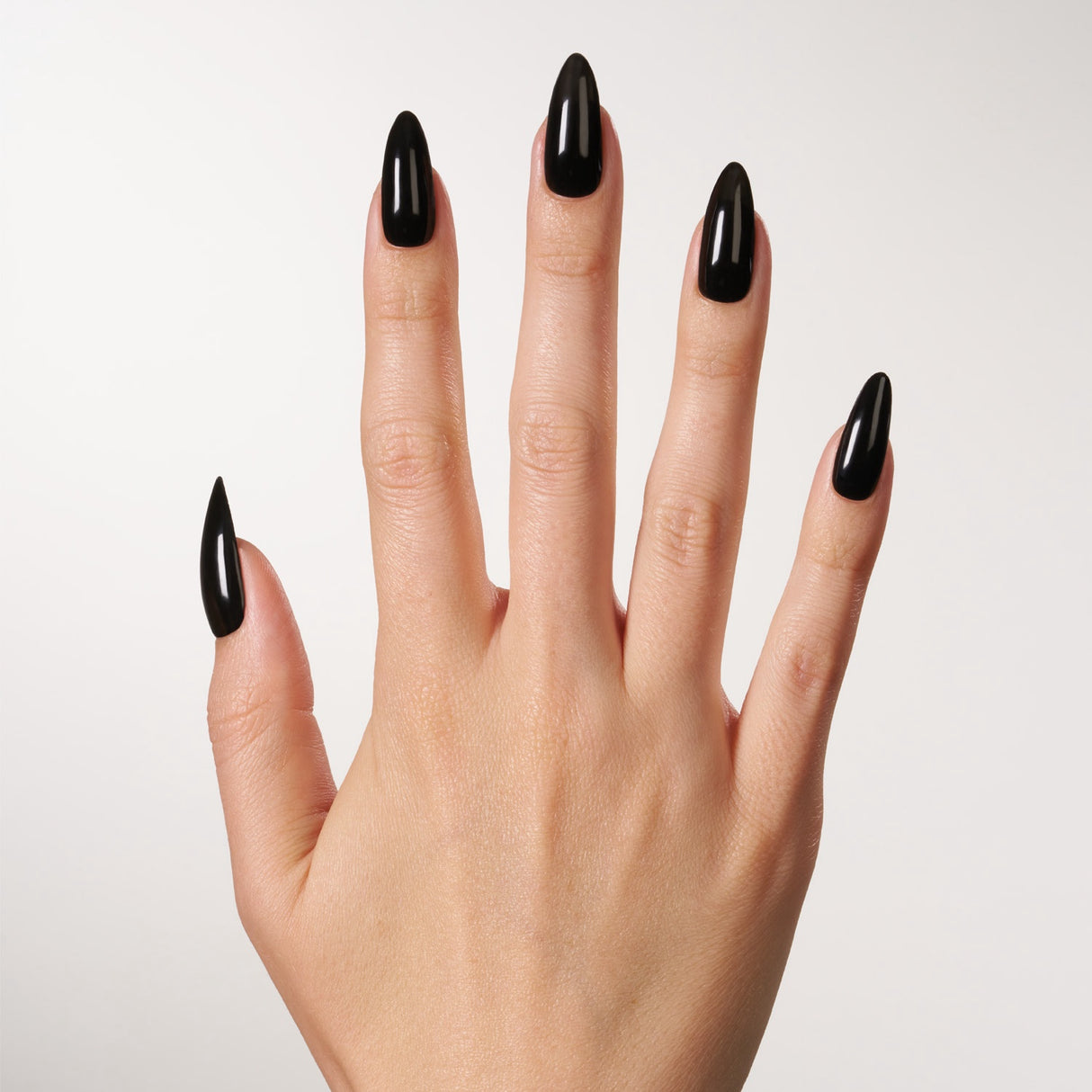 CND Shellac Vivid Black Tuxedo 0.25 0z