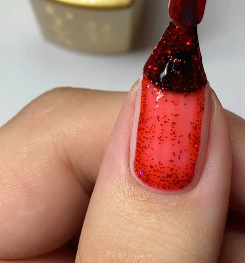 DND DIVA Duo Gel Matching Color 031 Let’s Go To Vegas