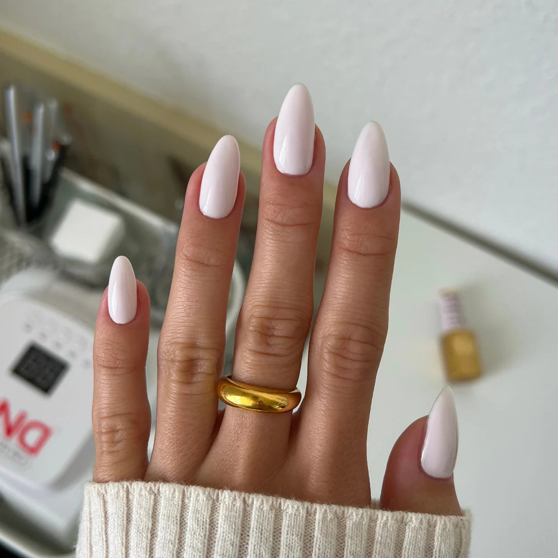 DND DIVA Duo Gel Matching Color 039 Petal Haze