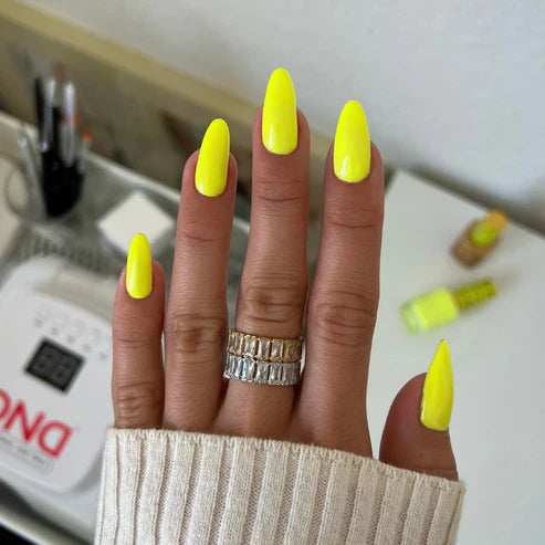 DND DIVA Duo Gel Matching Color 120 Mellow Gemini