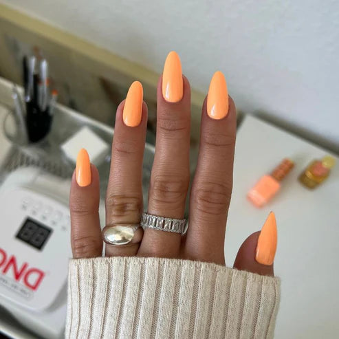 DND DIVA Duo Gel Matching Color 145 Crème Peach