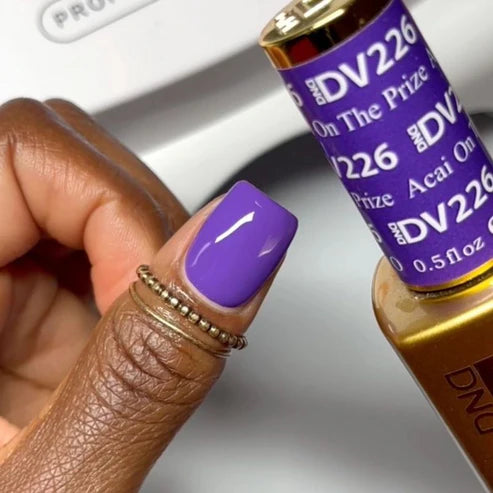 DND DIVA Duo Gel Matching Color 226 Acai On The Prize