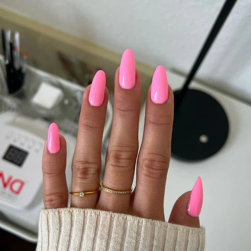 DND DIVA Duo Gel Matching Color 140 Little Piggy