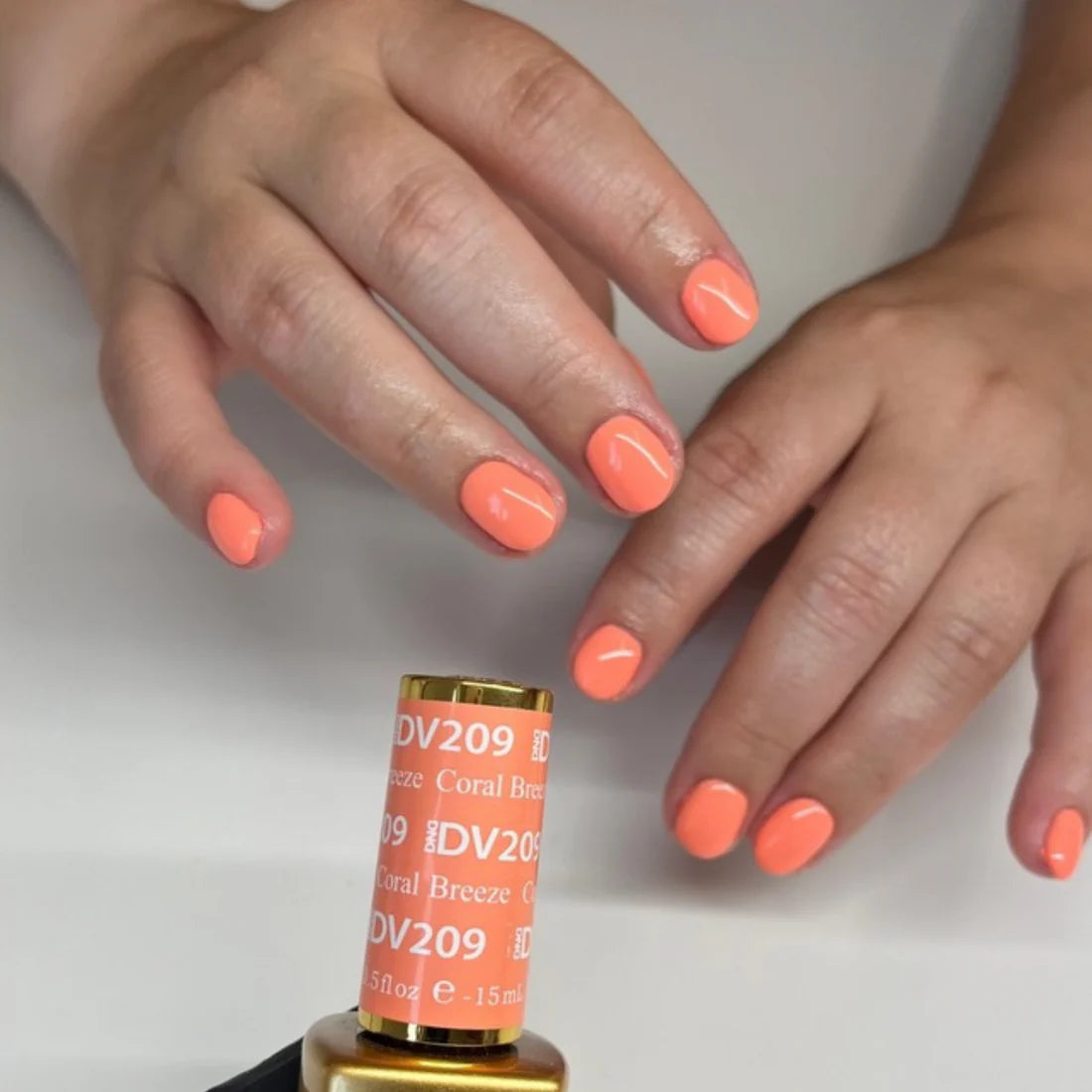 DND DIVA Duo Gel Matching Color 209 Coral Breeze