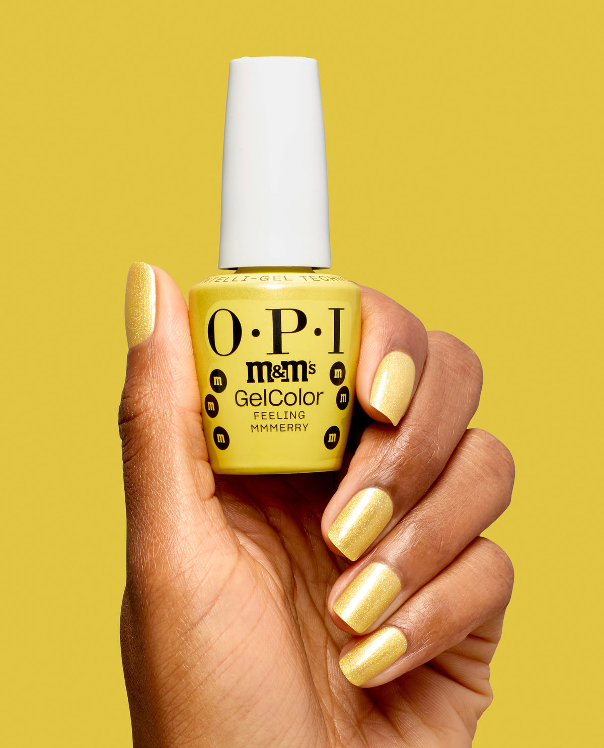 OPI x M&M'S Gel Nail Polish - Feeling Mmmerry (HPT01)