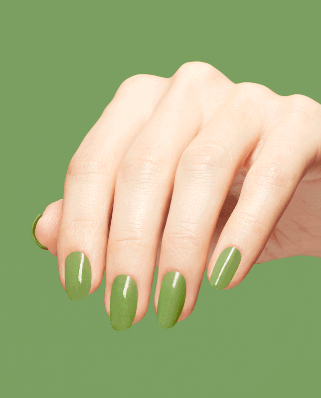 OPI x Wicked Infinite Shine IS HR R15 OPI'm Phosphorescent!