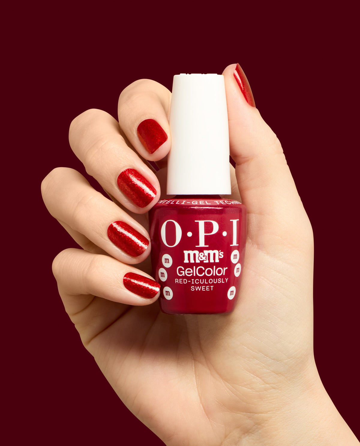 OPI x M&M'S Gel Nail Polish - Red-iculously Sweet (HPT12)