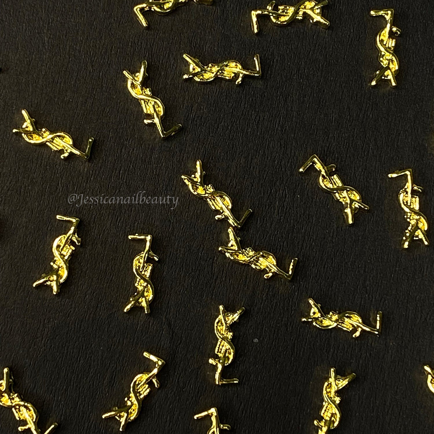 JNBS Nail Charm Small Metal Brand Letter Symbol (10pcs)