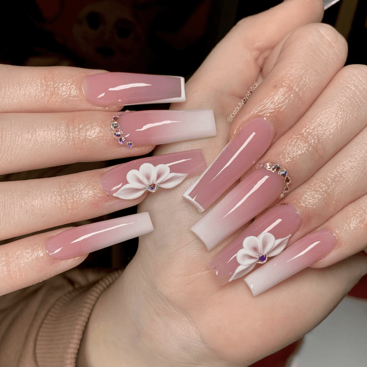 V Beauty Pure Acrylic Powder 1.5 oz Carnation