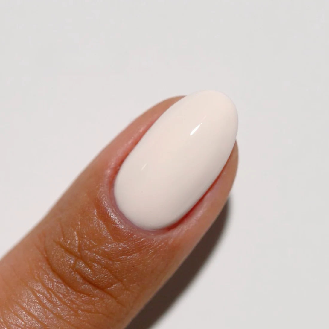 DND DIVA Duo Gel Matching Color 040 Milkshake