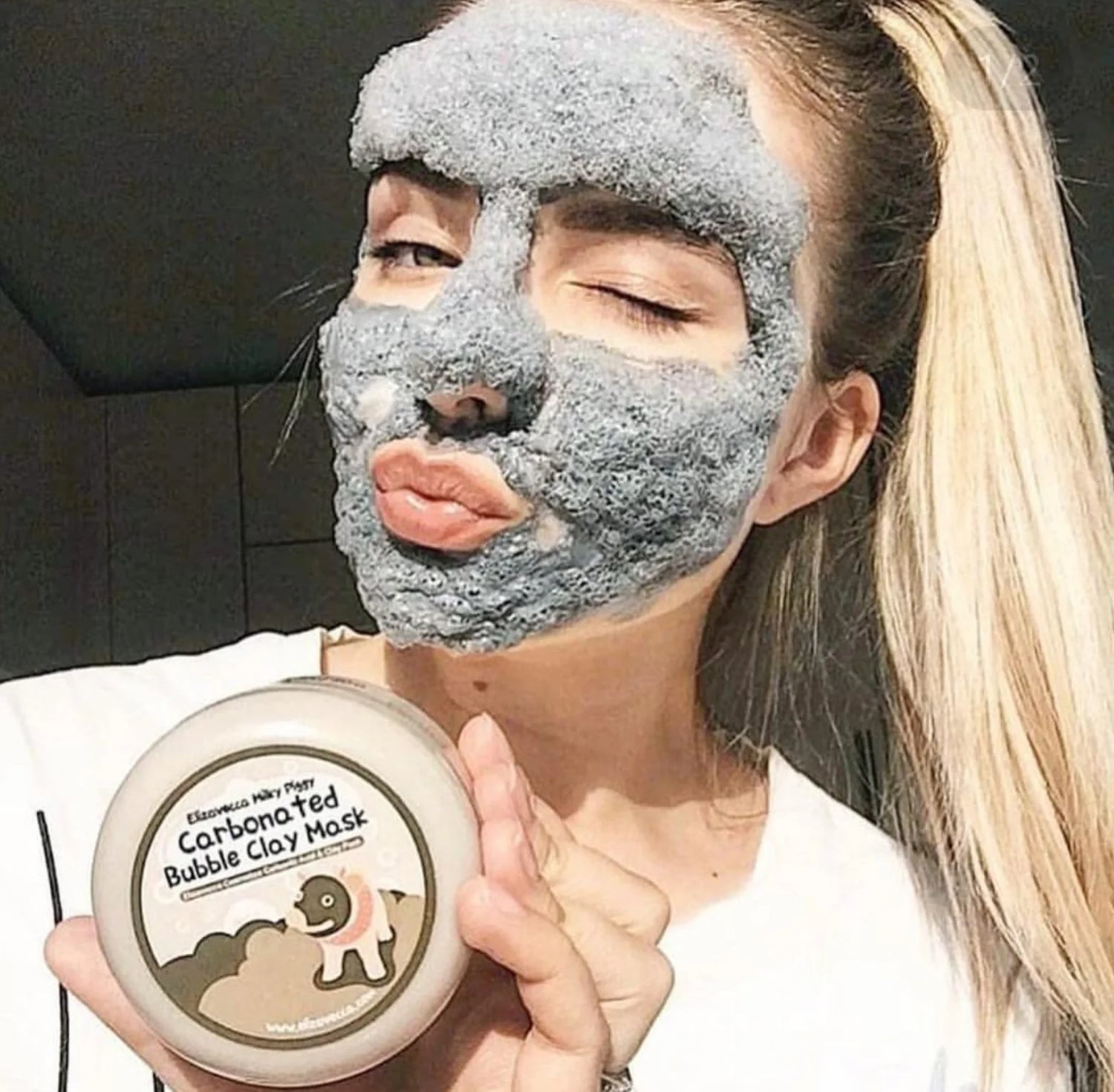 ELIZAVECCA Milky Piggy Carbonated Bubble Clay Mask 100g