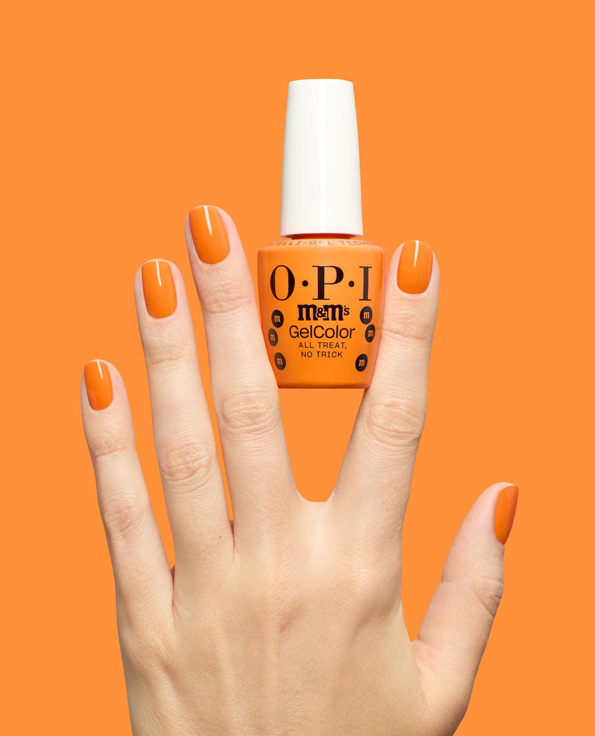 OPI x M&M'S Gel Nail Polish - All Treat, No Trick (HPT03)