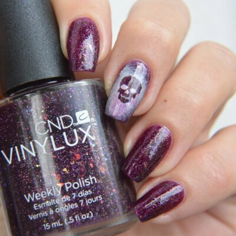 CND Vinylux 202 Nordic Lights