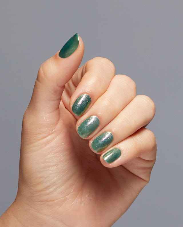 OPI Infinite Shine ISL H016 Feelin’ Capricorn-y